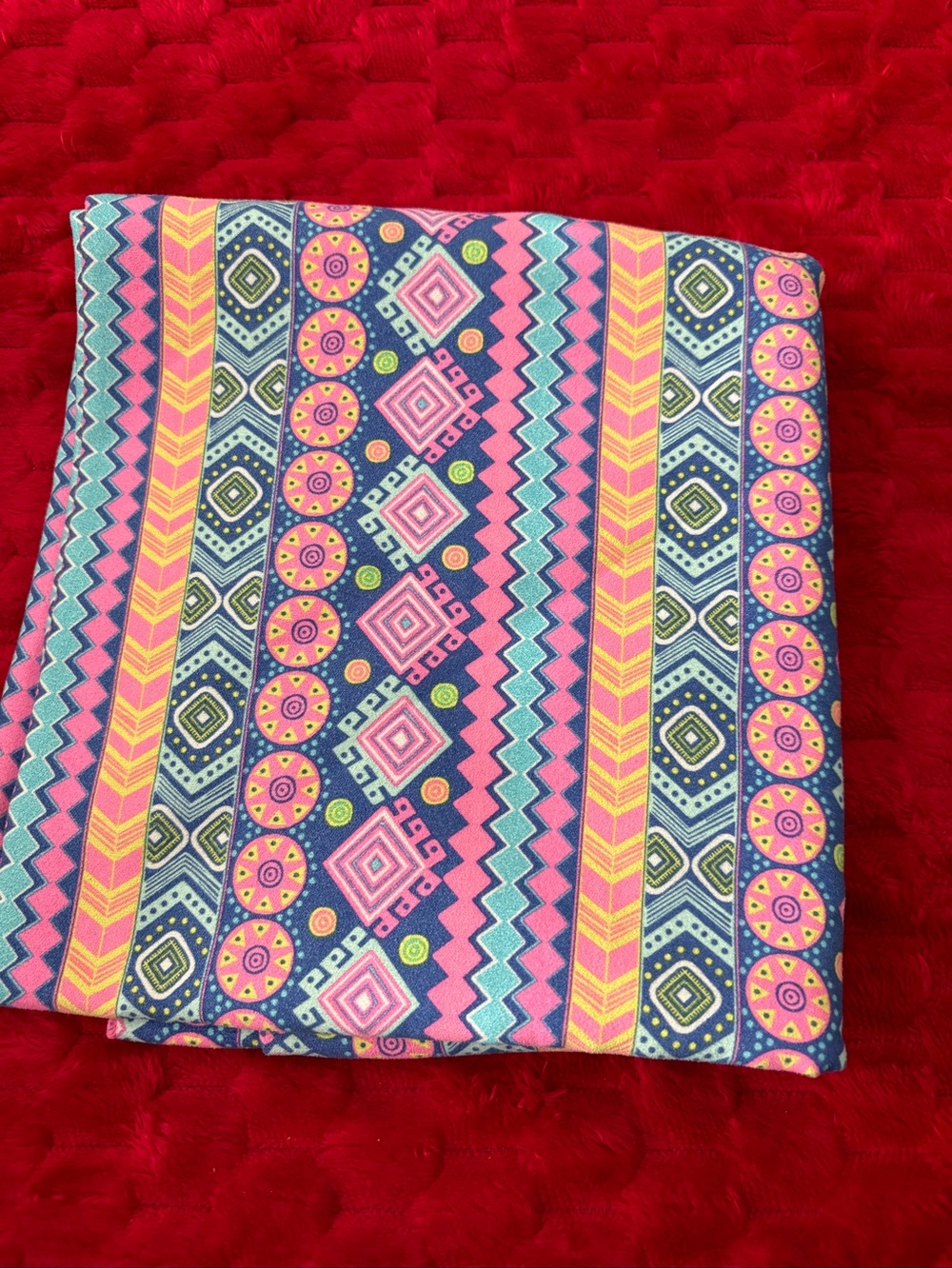 Tezenis Vibrant Pink & Blue Geometric Swim Towel